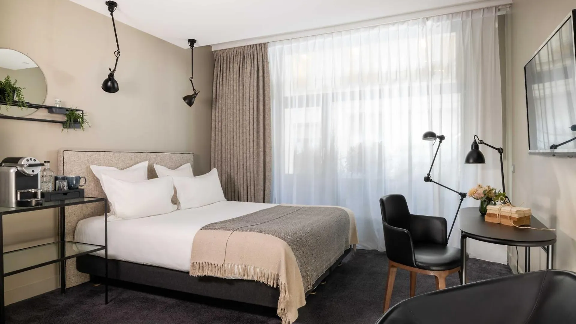 Helios Opera Otel Paris