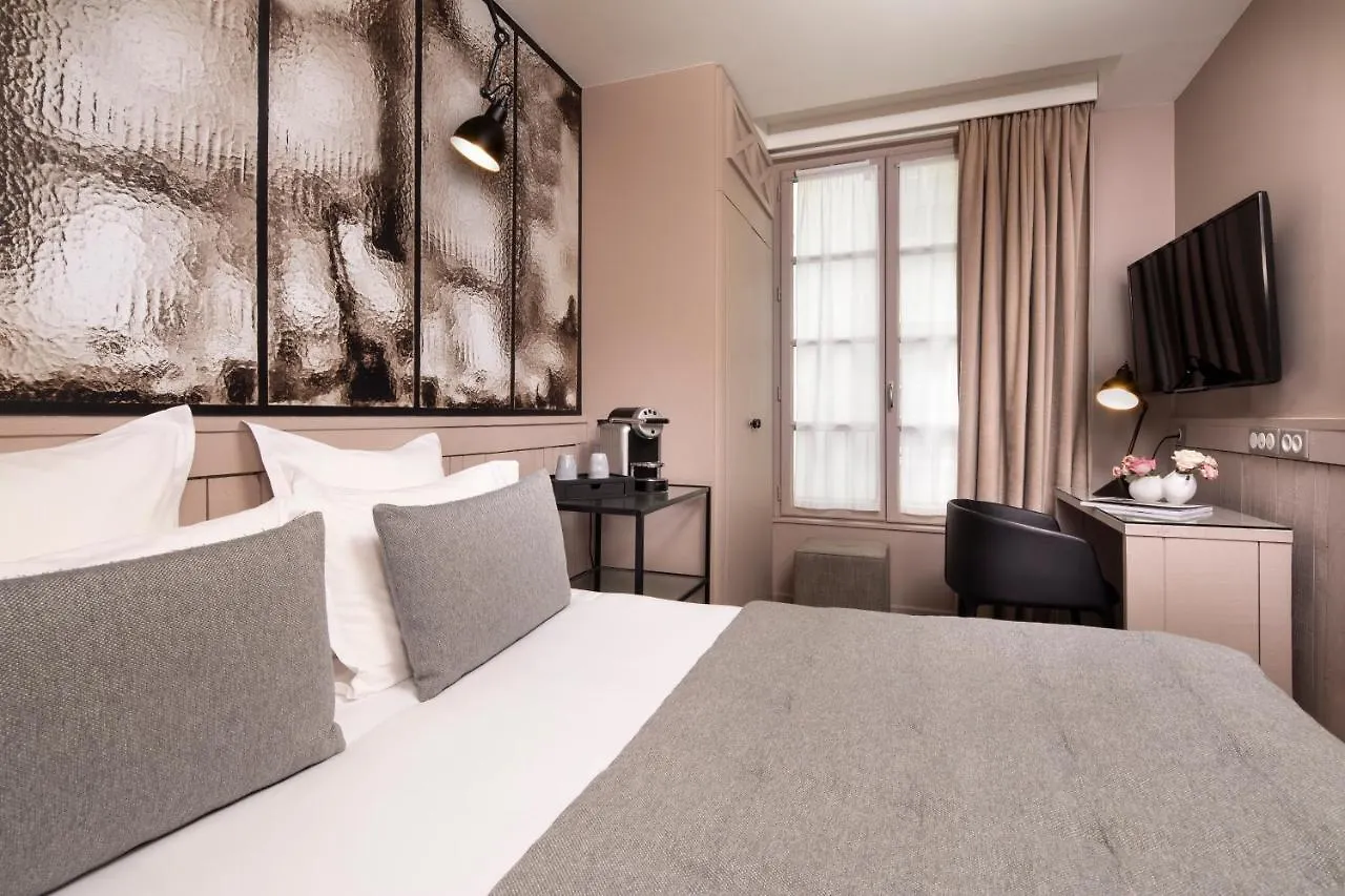Hélios Opéra 4* Parigi